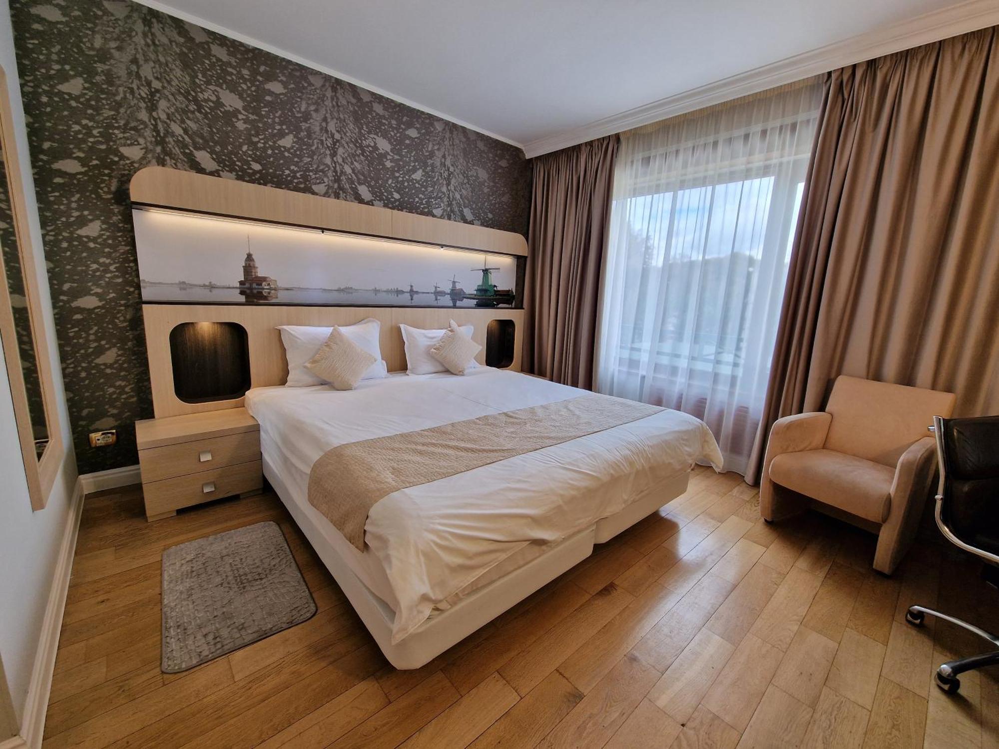 Hotel Sunny Hill Cluj-Napoca Exterior foto